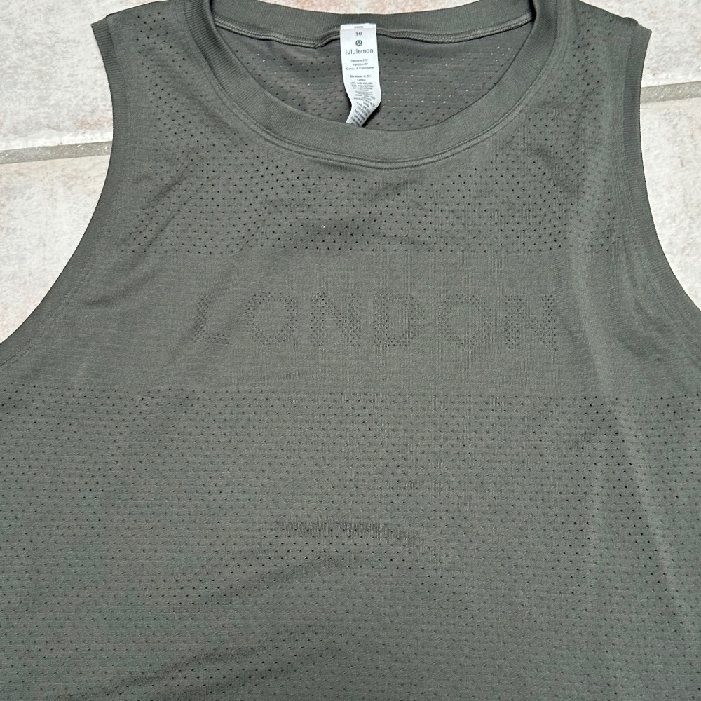 New Lululemon tank